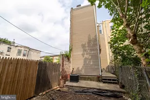 654 N 36th St, Philadelphia, PA 19104 - Photo 31