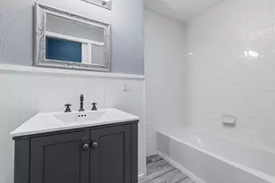654 N 36th St, Philadelphia, PA 19104 - Photo 15