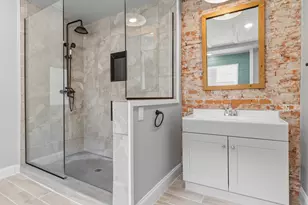 654 N 36th St, Philadelphia, PA 19104 - Photo 23
