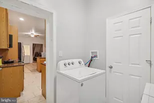2212 N Camac St, Philadelphia, PA 19133 - Photo 13