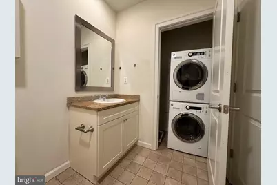 2040 Market Street #414, Philadelphia, PA 19103 - Photo 11