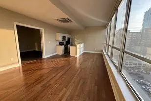 2040 Market St, Philadelphia, PA 19103 - Photo 3