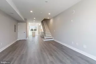 2327 N 3rd St, Philadelphia, PA 19133 - Photo 13