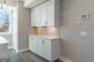 2327 N 3rd St, Philadelphia, PA 19133 - Photo 5