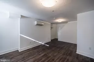 1311 Spruce St, Philadelphia, PA 19107 - Photo 9