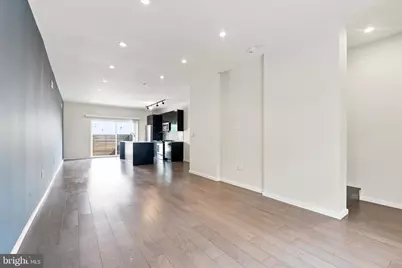 527 W Jefferson Street, Philadelphia, PA 19122 - Photo 3