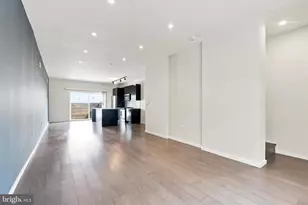 527 W Jefferson St, Philadelphia, PA 19122 - Photo 3