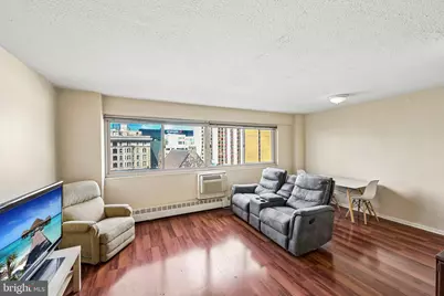 2101 Chestnut Street #817, Philadelphia, PA 19103 - Photo 3