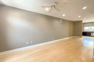1020 S 5th St, Philadelphia, PA 19147 - Photo 5
