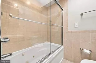 325 E Pleasant St, Philadelphia, PA 19119 - Photo 21