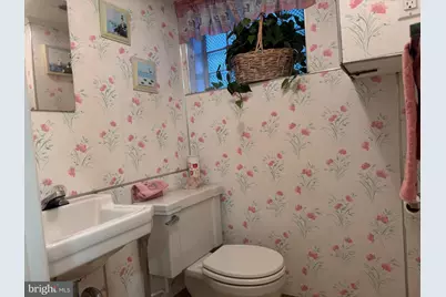 2529 Winchester Avenue, Philadelphia, PA 19152 - Photo 35