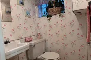 2529 Winchester Ave, Philadelphia, PA 19152 - Photo 35