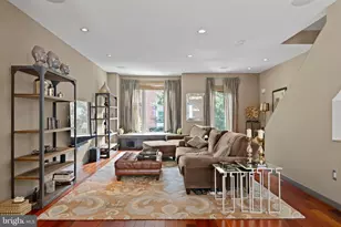 810 N 24th St, Philadelphia, PA 19130 - Photo 13