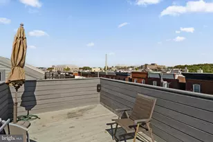 810 N 24th St, Philadelphia, PA 19130 - Photo 27