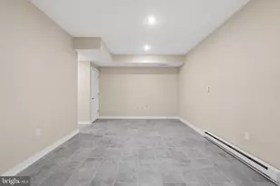 412 Moyer St, Philadelphia, PA 19125 - Photo 33