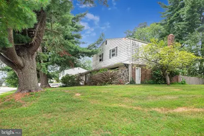 9096 Pine Road, Philadelphia, PA 19115 - Photo 5