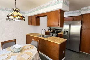 8412 Gibbs Pl, Philadelphia, PA 19153 - Photo 11