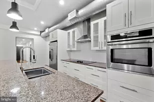 2013 E Susquehanna Ave, Philadelphia, PA 19125 - Photo 11