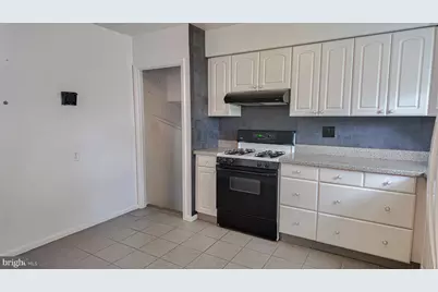 1103 Hedgerow Lane, Philadelphia, PA 19115 - Photo 11