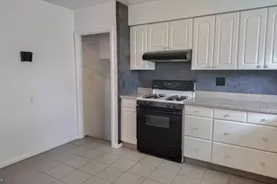 1103 Hedgerow Ln, Philadelphia, PA 19115 - Photo 11
