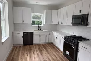 4810 Umbria, Philadelphia, PA 19127 - Photo 9