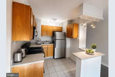 2101 Chestnut Street #1821, Philadelphia, PA 19103 - Photo 3