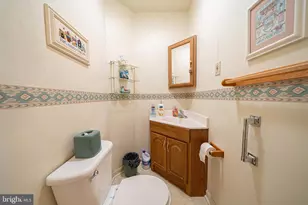 1033 Daly St, Philadelphia, PA 19148 - Photo 11