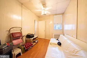 1033 Daly St, Philadelphia, PA 19148 - Photo 9