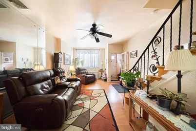 1033 Daly Street, Philadelphia, PA 19148 - Photo 3