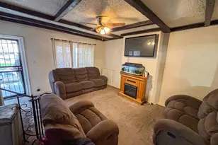 6052 N 21st St, Philadelphia, PA 19138 - Photo 3