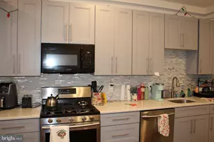 5625 Arbor St, Philadelphia, PA 19120 - Photo 7