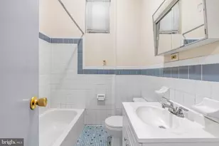 1632 S 4th St, Philadelphia, PA 19148 - Photo 11