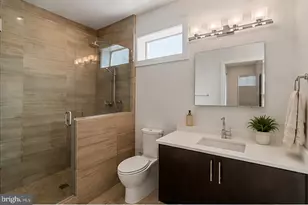806 Montrose St, Philadelphia, PA 19147 - Photo 9