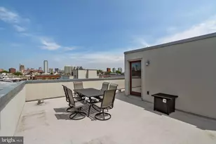 806 Montrose St, Philadelphia, PA 19147 - Photo 11