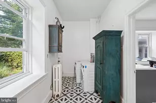 133 E Gorgas Ln, Philadelphia, PA 19119 - Photo 11