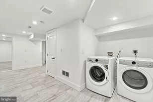 2245 E Cambria St, Philadelphia, PA 19134 - Photo 23