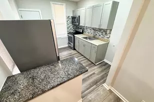 2538 N Gratz St, Philadelphia, PA 19132 - Photo 3