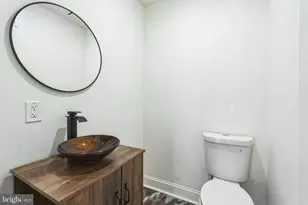 382 Martin St, Philadelphia, PA 19128 - Photo 17