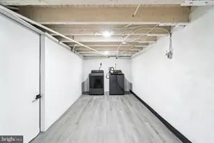 382 Martin St, Philadelphia, PA 19128 - Photo 25