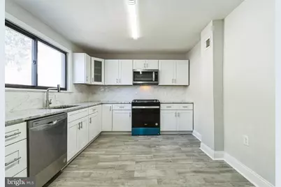 382 Martin Street, Philadelphia, PA 19128 - Photo 7
