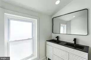 382 Martin St, Philadelphia, PA 19128 - Photo 25