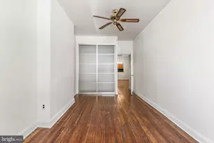 2119 S 13th, Philadelphia, PA 19148 - Photo 9