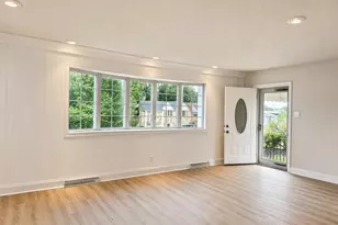 1162 Glenn St, Philadelphia, PA 19115 - Photo 3