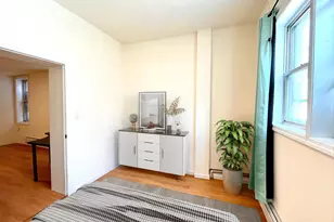 2127 Tasker St, Philadelphia, PA 19145 - Photo 11