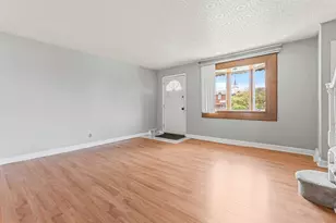 2742 Elbridge St, Philadelphia, PA 19149 - Photo 5