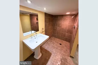 2632 S Hicks Street, Philadelphia, PA 19145 - Photo 13