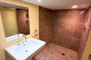 2632 S Hicks St, Philadelphia, PA 19145 - Photo 13