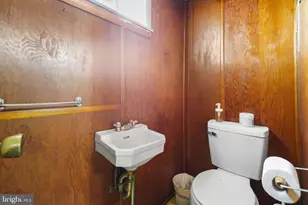 6834 Walker St, Philadelphia, PA 19135 - Photo 15