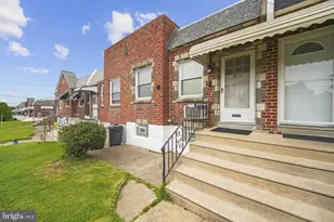 6834 Walker St, Philadelphia, PA 19135 - Photo 3