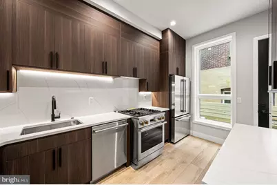250 Monroe Street, Philadelphia, PA 19147 - Photo 13